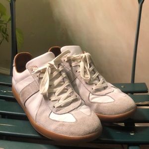 Beckett Simonon Morgen German Army Trainer